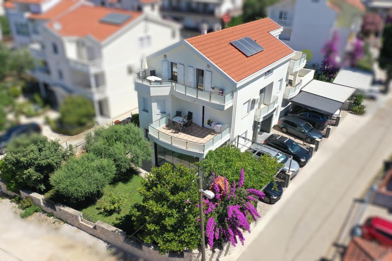 Apartments Dumancic Biograd Na Moru Eksteriør billede