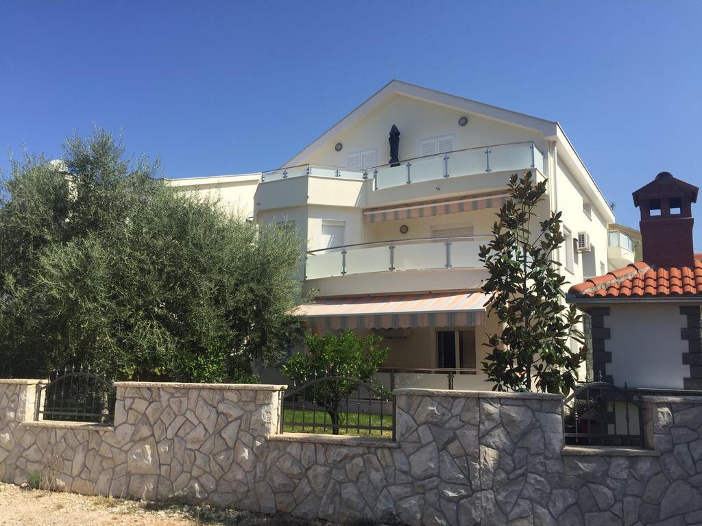 Apartments Dumancic Biograd Na Moru Eksteriør billede
