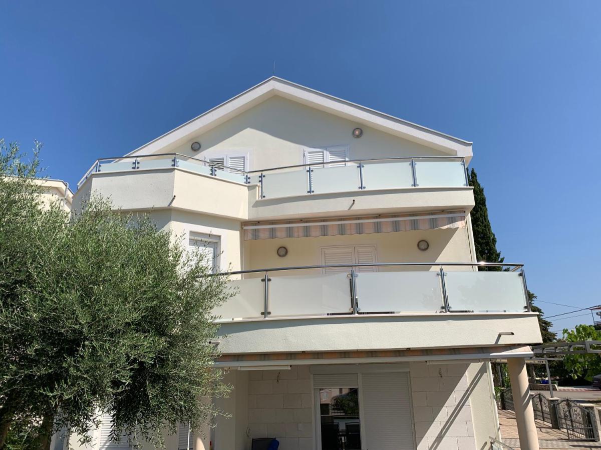 Apartments Dumancic Biograd Na Moru Eksteriør billede