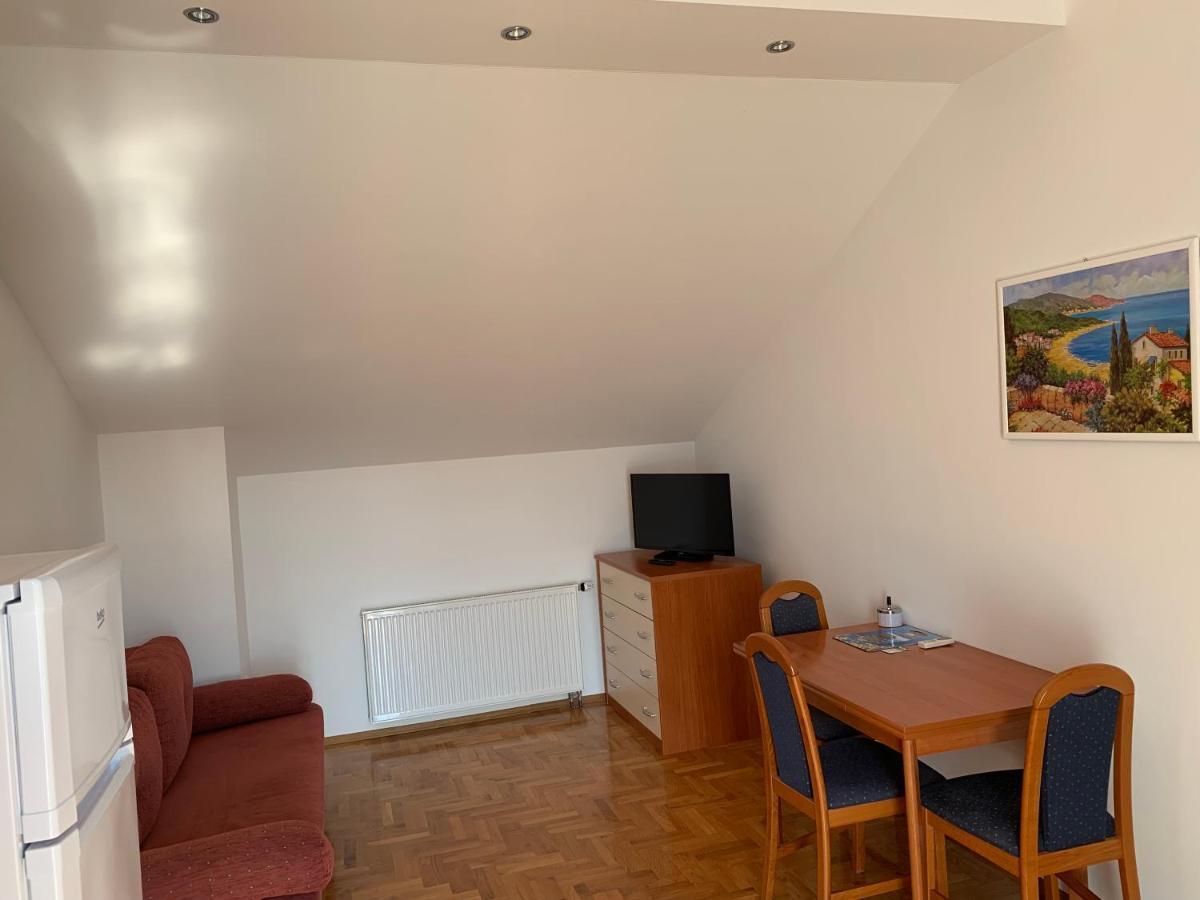 Apartments Dumancic Biograd Na Moru Eksteriør billede