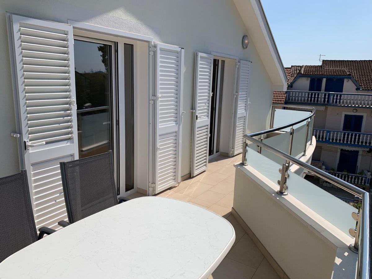 Apartments Dumancic Biograd Na Moru Eksteriør billede