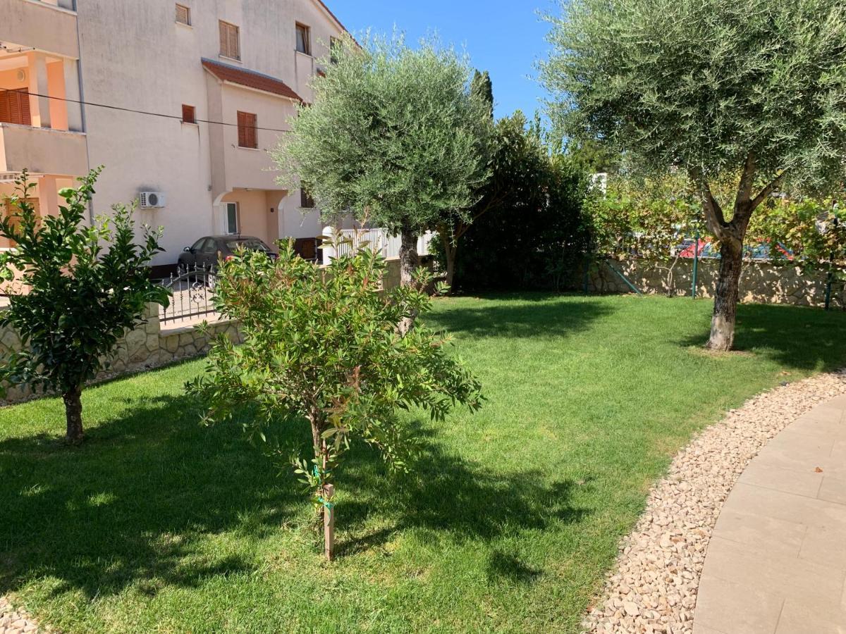 Apartments Dumancic Biograd Na Moru Eksteriør billede